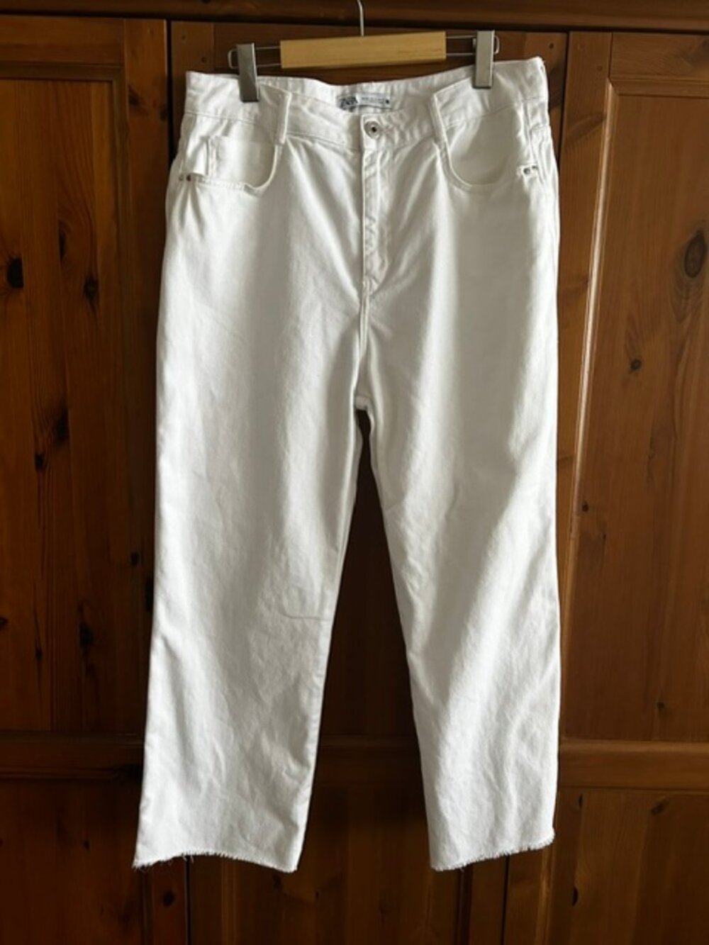 ZARA White Jeans 100% Cotton, Size 10